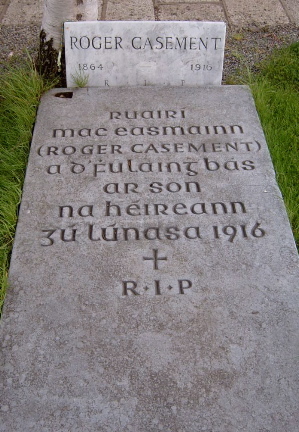 Casement Grave in Glasnevin (Image at Wikimedia